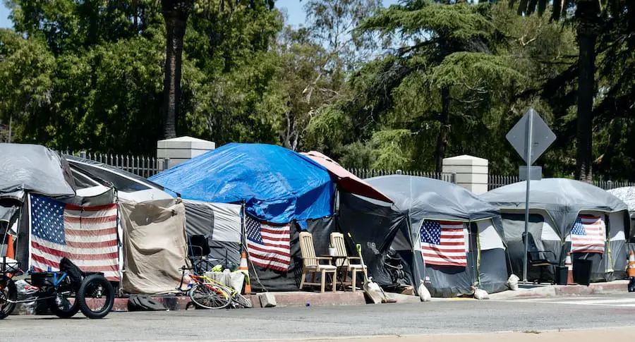 Featured image for “Opinion: National Homelessness Crisis Worsens. Americans Need Rent Control.”